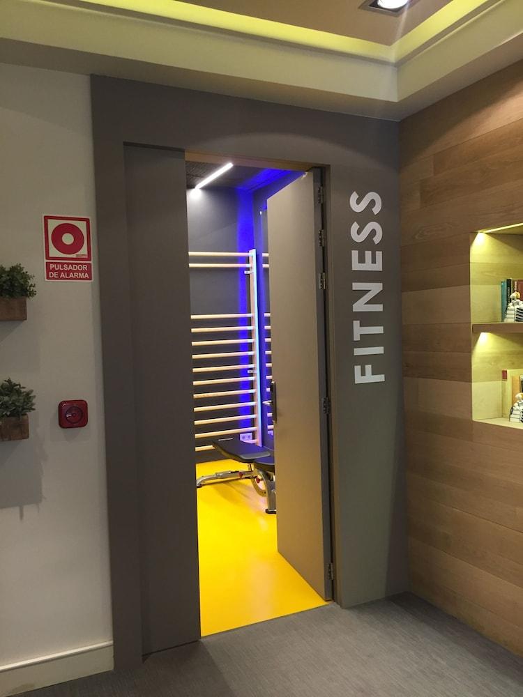 Habitus Hotel Leyre Pamplona Kültér fotó