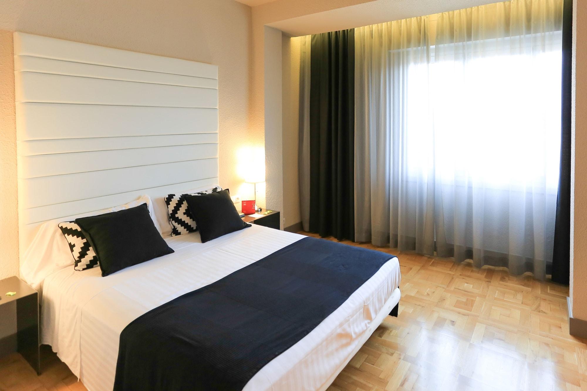 Habitus Hotel Leyre Pamplona Kültér fotó