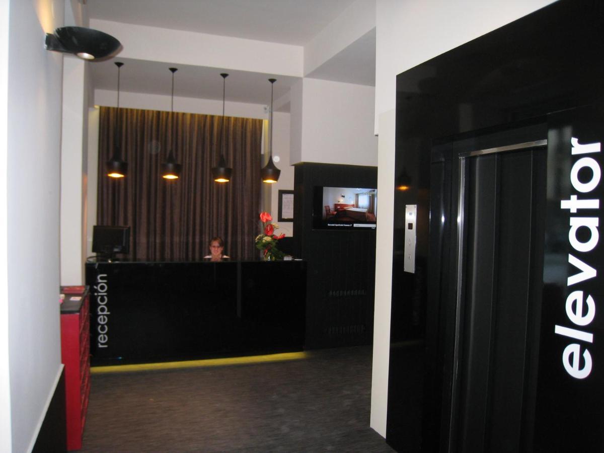 Habitus Hotel Leyre Pamplona Kültér fotó