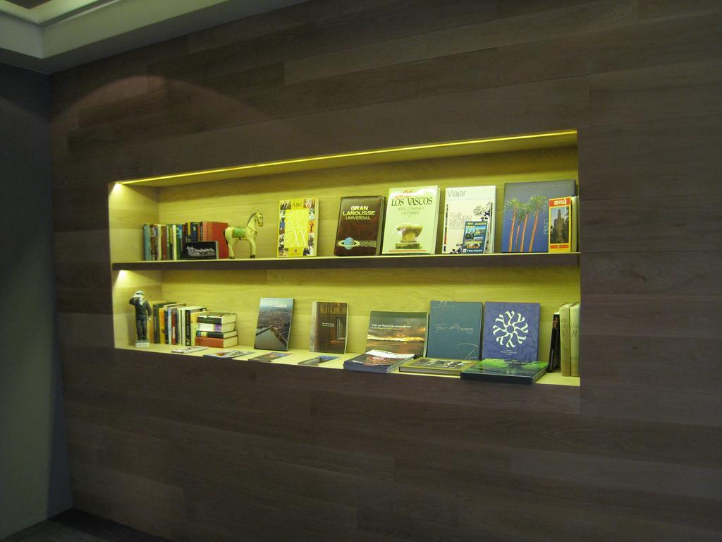 Habitus Hotel Leyre Pamplona Kültér fotó
